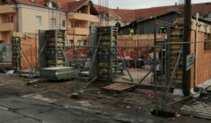 6. fotografia fotogalérie Garáž hasičskej techniky v obci Rovinka - foto