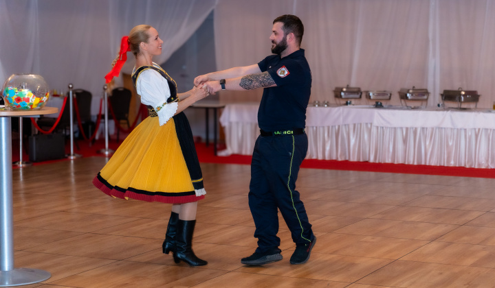 37. fotografia fotogalérie 16. reprezentačný ples obce