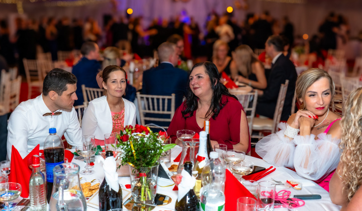 64. fotografia fotogalérie 16. reprezentačný ples obce