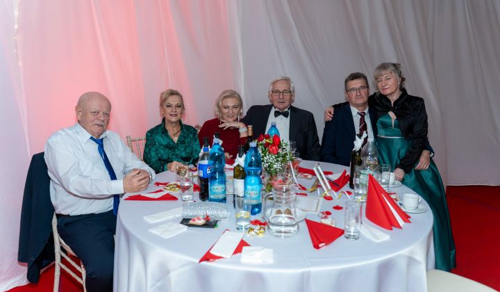 70. fotografia fotogalérie 16. reprezentačný ples obce