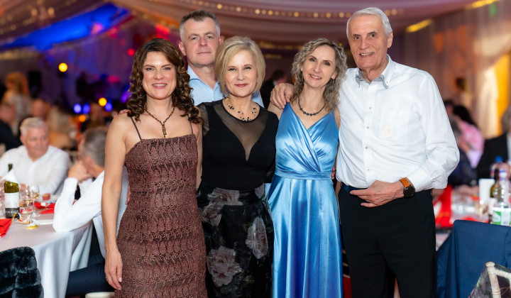 82. fotografia fotogalérie 16. reprezentačný ples obce