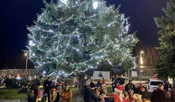 1. fotografia fotogalérie Vianočné trhy a Mikuláš 2025