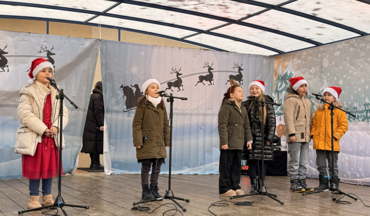 28. fotografia fotogalérie Vianočné trhy a Mikuláš 2025