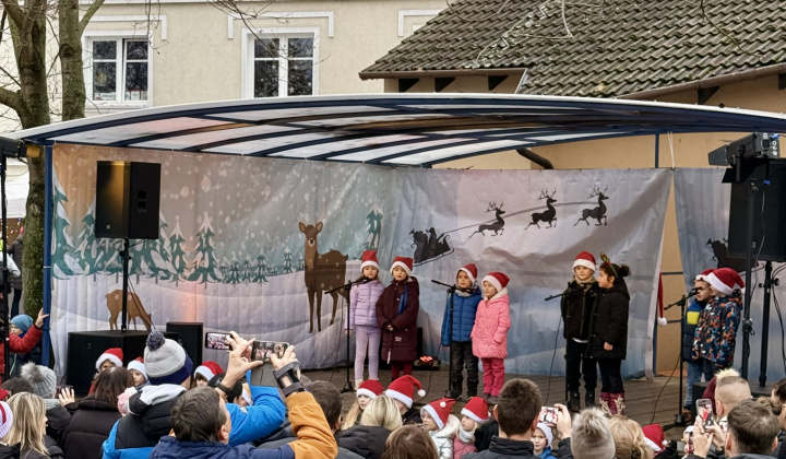 36. fotografia fotogalérie Vianočné trhy a Mikuláš 2025