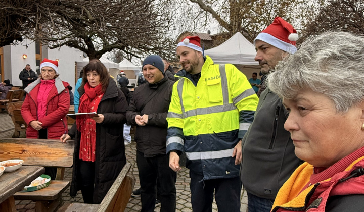 38. fotografia fotogalérie Vianočné trhy a Mikuláš 2025