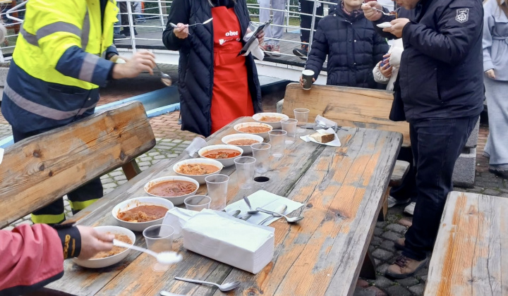 41. fotografia fotogalérie Vianočné trhy a Mikuláš 2025