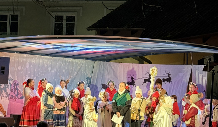 63. fotografia fotogalérie Vianočné trhy a Mikuláš 2025