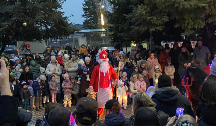 57. fotografia fotogalérie Vianočné trhy a Mikuláš 2025