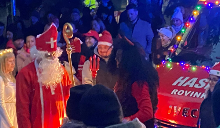 58. fotografia fotogalérie Vianočné trhy a Mikuláš 2025