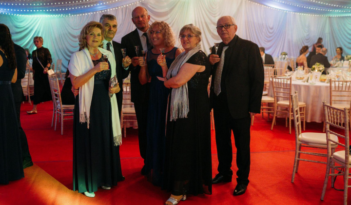 81. fotografia fotogalérie 17. reprezentačný ples obce