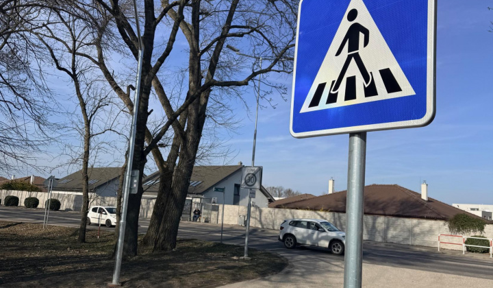 2. fotografia fotogalérie Aktuality / Nové solárne osvetlenie v obci - foto