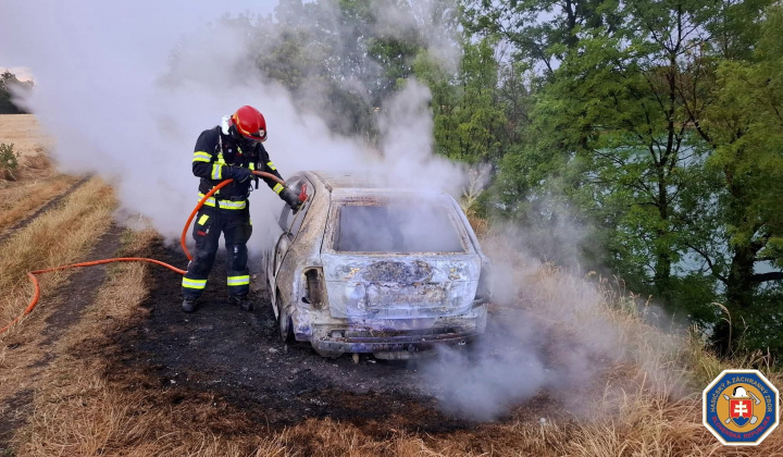 2. fotografia fotogalérie Aktuality / Dobrovoľní hasiči z Rovinky majú za sebou náročný rok - foto