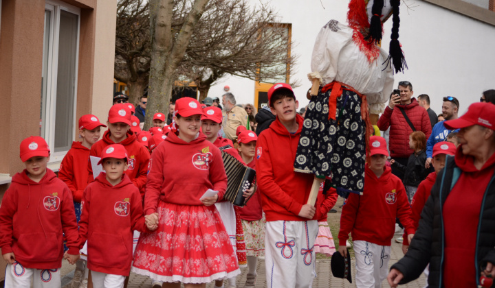 6. fotografia fotogalérie Vynášanie Moreny