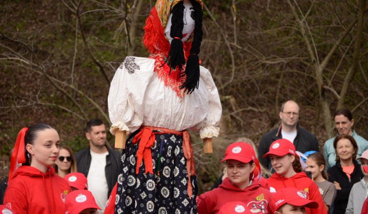 28. fotografia fotogalérie Vynášanie Moreny