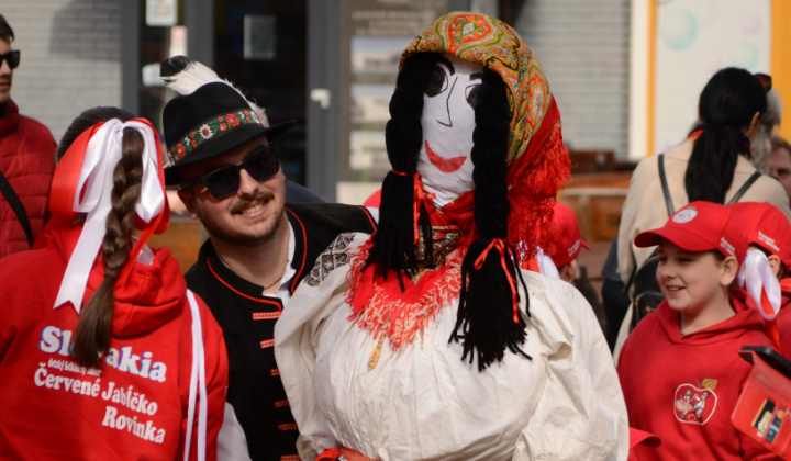 1. fotografia fotogalérie Vynášanie Moreny