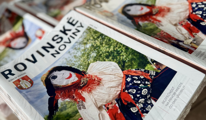 1. fotografia fotogalérie Aktuality / Nové vydanie Rovinských novín - foto
