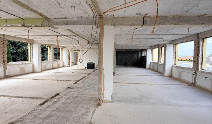 3. fotografia fotogalérie Projekty / Rekonštrukcia a modernizácia Základnej školy Rovinka - elokované pracovisko Železničná ulica - foto