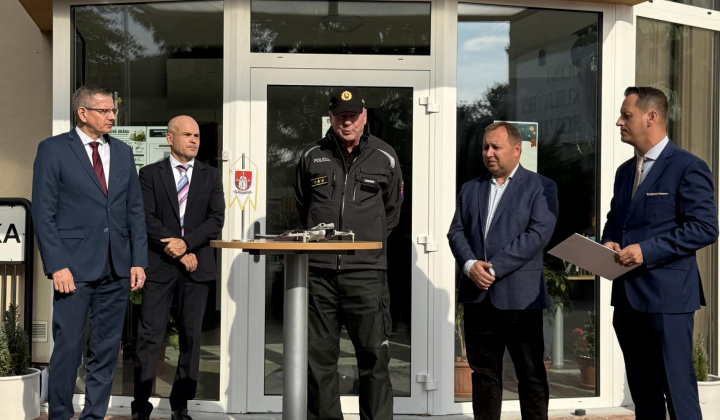 2. fotografia fotogalérie Aktuality / Rovinka je prvou obcou na Slovensku s novým systémom na detekciu dronov - foto