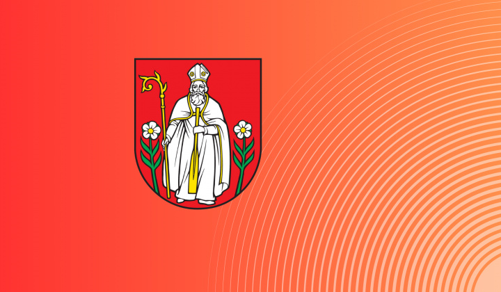 Fotka - Chodník a ihrisko Orechová
